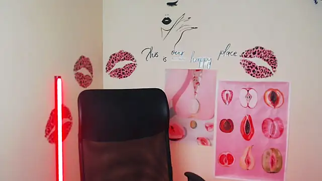 VanessaRey  online show from 19, 4, 2026