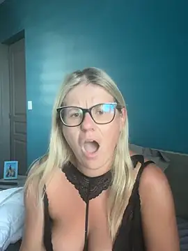 lady gloria69 online show from 2, 7, 2026