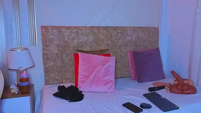 angelinarouse  online show from 28, 6, 2026