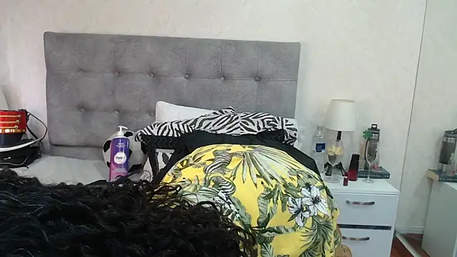 Snapshot of ScarlettGreen_ chatting on 4, 5, 2026 ScarlettGreen online show from 4, 5, 2026