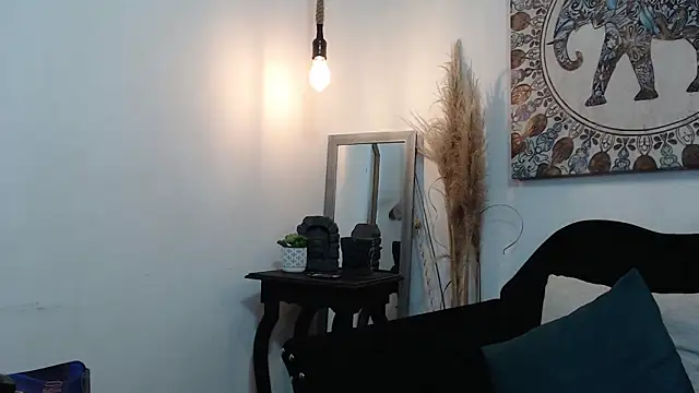 GagingZhara online show from 10, 10, 2025