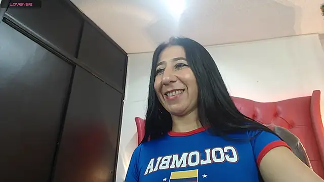 Snapshot of nei_girl chatting on 27, 6, 2026 nei girl online show from 27, 6, 2026