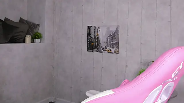 Joann Shermann online show from 25, 9, 2025