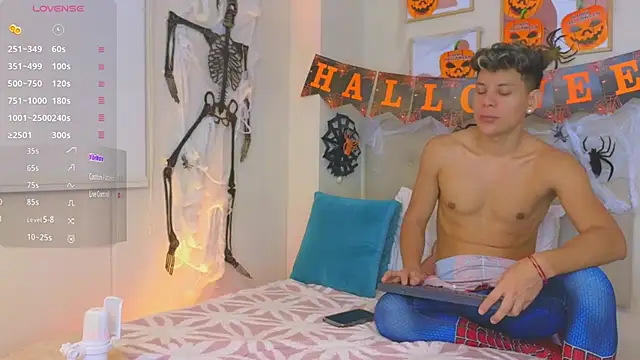 Almiboys online show from 30, 10, 2025