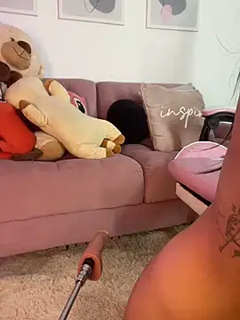 ariana bae  online show from 19, 3, 2025