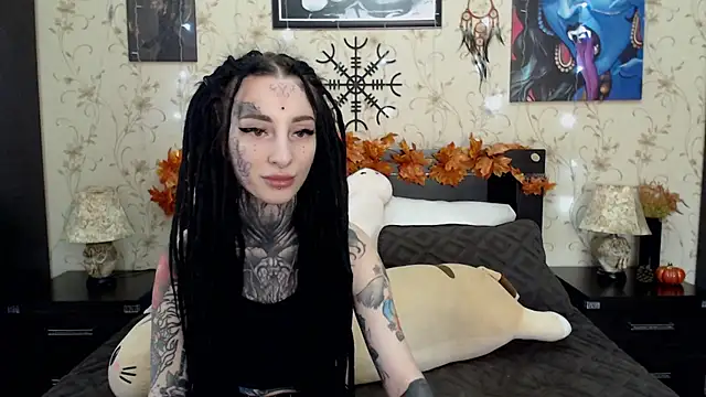 Snapshot of Velvetbat chatting on 2, 10, 2025 Velvetbat online show from 2, 10, 2025