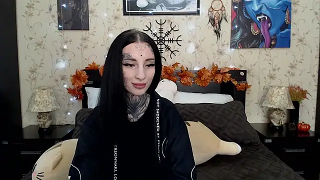 Snapshot of Velvetbat chatting on 7, 10, 2025 Velvetbat online show from 7, 10, 2025
