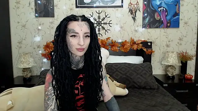Snapshot of Velvetbat chatting on 24, 10, 2025 Velvetbat online show from 24, 10, 2025