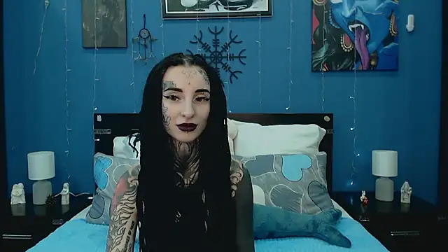 Snapshot of Velvetbat chatting on 18, 6, 2026 Velvetbat online show from 18, 6, 2026