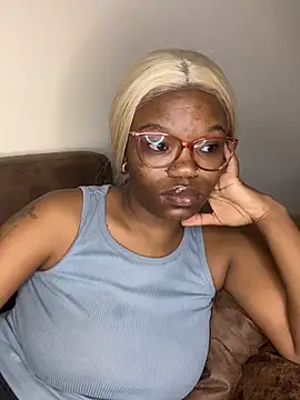 YummyMelanin117 online show from 22, 2, 2026