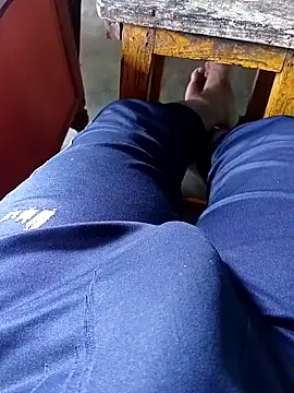 A-1PLAYBOY0 online show from 18, 9, 2025