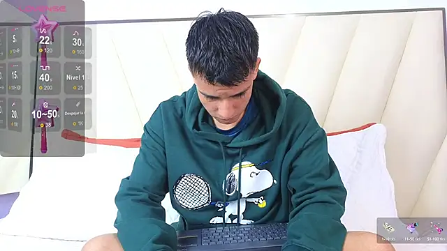 Hotboy21  online show from 17, 10, 2025