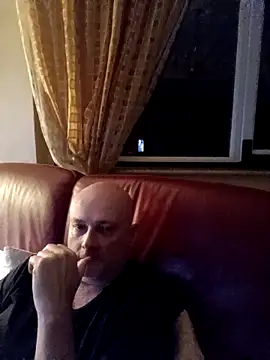 Alexis Bull online show from 9, 2, 2026