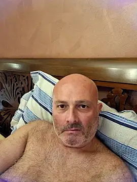 Snapshot of Alexis_Bull chatting on 10, 7, 2026 Alexis Bull online show from 10, 7, 2026