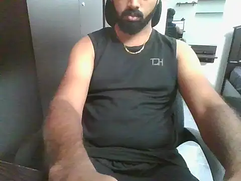 lovelyakash69 online show from 19, 12, 2025