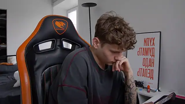 DanyDavis online show from 15, 10, 2025