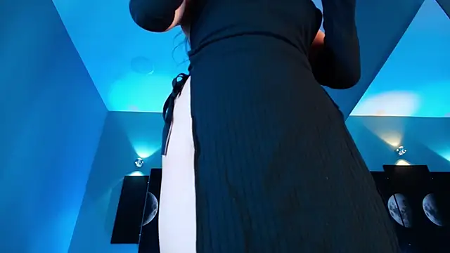 FreyaZimmerman  online show from 5, 3, 2026