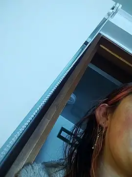 Cerecitaa02  online show from 6, 10, 2025