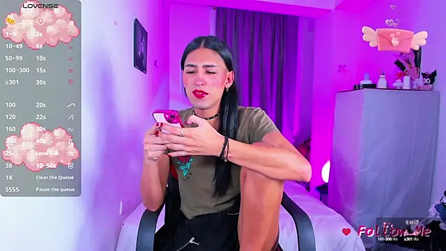 SkylerBennet online show from 12, 9, 2025