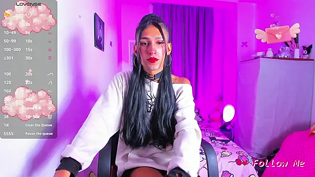 SkylerBennet online show from 18, 10, 2025