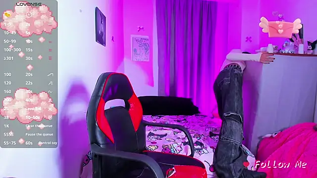 SkylerBennet online show from 22, 10, 2025