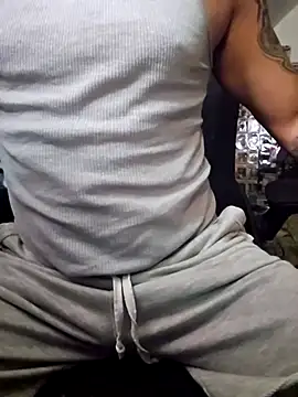 Snapshot of ChiefOTF chatting on 17, 10, 2025 ChiefOTF online show from 17, 10, 2025