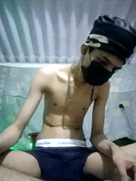 HannanKhan25 online show from 19, 2, 2026