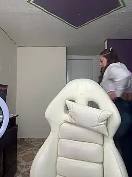 Baby  Otaku online show from 4, 10, 2025