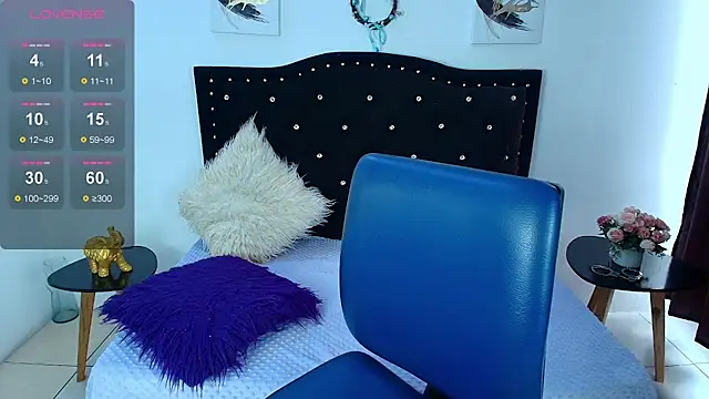 Ariana F W online show from 14, 11, 2025