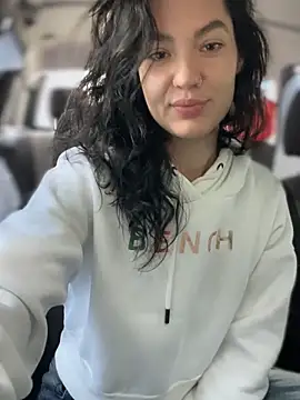 Snapshot of MeekyRich chatting on 19, 9, 2025 MeekyRich online show from 19, 9, 2025