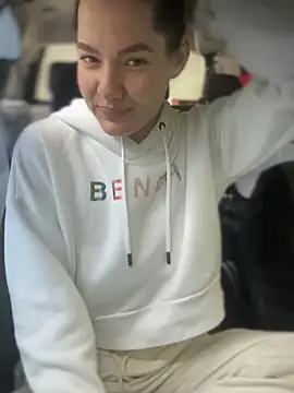 Snapshot of MeekyRich chatting on 21, 9, 2025 MeekyRich online show from 21, 9, 2025