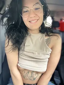 Snapshot of MeekyRich chatting on 23, 9, 2025 MeekyRich online show from 23, 9, 2025