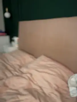 Snapshot of MeekyRich chatting on 14, 10, 2025 MeekyRich online show from 14, 10, 2025