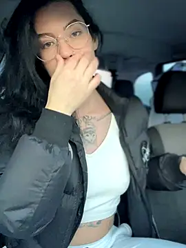 Snapshot of MeekyRich chatting on 31, 10, 2025 MeekyRich online show from 31, 10, 2025