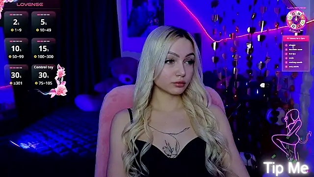 Snapshot of LinaLirian chatting on 10, 3, 2026 LinaLirian online show from 10, 3, 2026