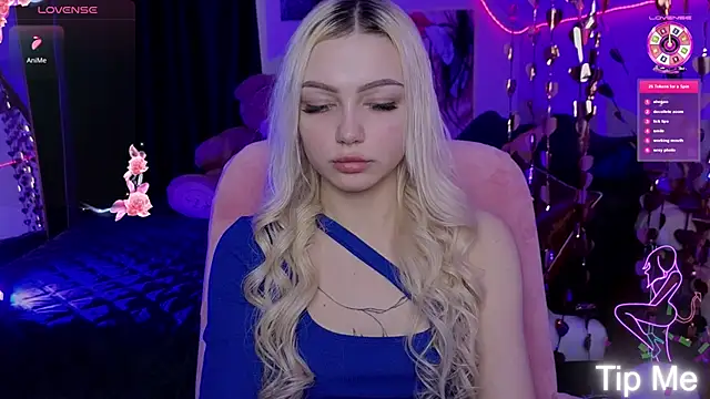 Snapshot of LinaLirian chatting on 12, 3, 2026 LinaLirian online show from 12, 3, 2026