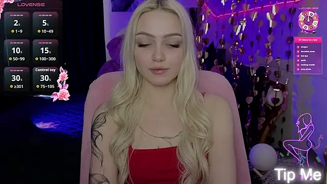 Snapshot of LinaLirian chatting on 16, 4, 2026 LinaLirian online show from 16, 4, 2026