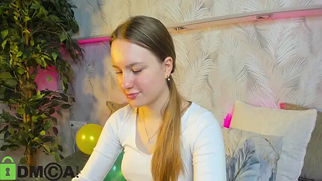 Candy Cansew online show from 3, 10, 2025