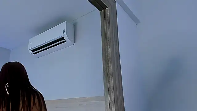 ZoeMorris online show from 18, 10, 2025