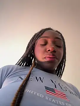 Snapshot of alissradiante1 chatting on 26, 2, 2026 alissradiante1 online show from 26, 2, 2026