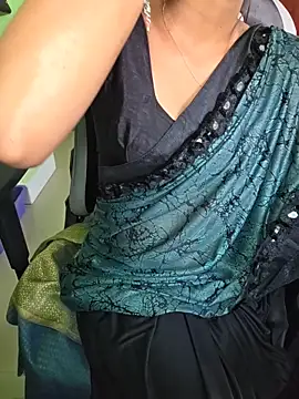 Snapshot of Isha_Sax chatting on 3, 5, 2026 Isha Sax online show from 3, 5, 2026