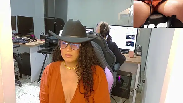 Snapshot of Dakota_Rainbow22 chatting on 28, 2, 2026 Dakota Rainbow22 online show from 28, 2, 2026