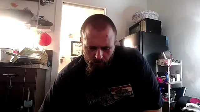 Snapshot of Thumper_ss chatting on 17, 9, 2025 Thumper ss online show from 17, 9, 2025