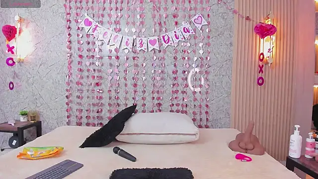 Antonella west online show from 17, 2, 2026