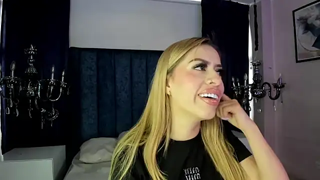 Anittatoro  online show from 12, 11, 2025