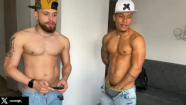 Snapshot of zoneboys chatting on 1, 7, 2026 zoneboys online show from 1, 7, 2026
