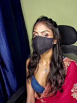 Snapshot of Riya_R24 chatting on 25, 5, 2026 Riya R24 online show from 25, 5, 2026
