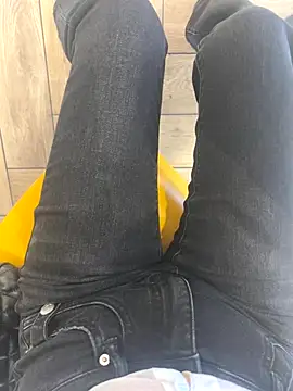 xiaoyuan01 online show from 19, 9, 2025