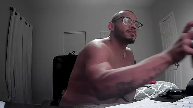 Snapshot of papi_9467 chatting on 12, 10, 2025 papi 9467 online show from 12, 10, 2025