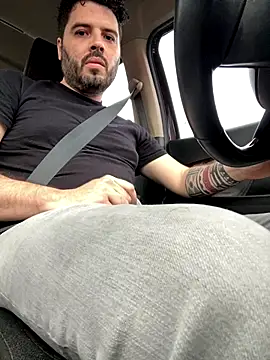 Snapshot of uto857 chatting on 10, 11, 2025 uto857 online show from 10, 11, 2025